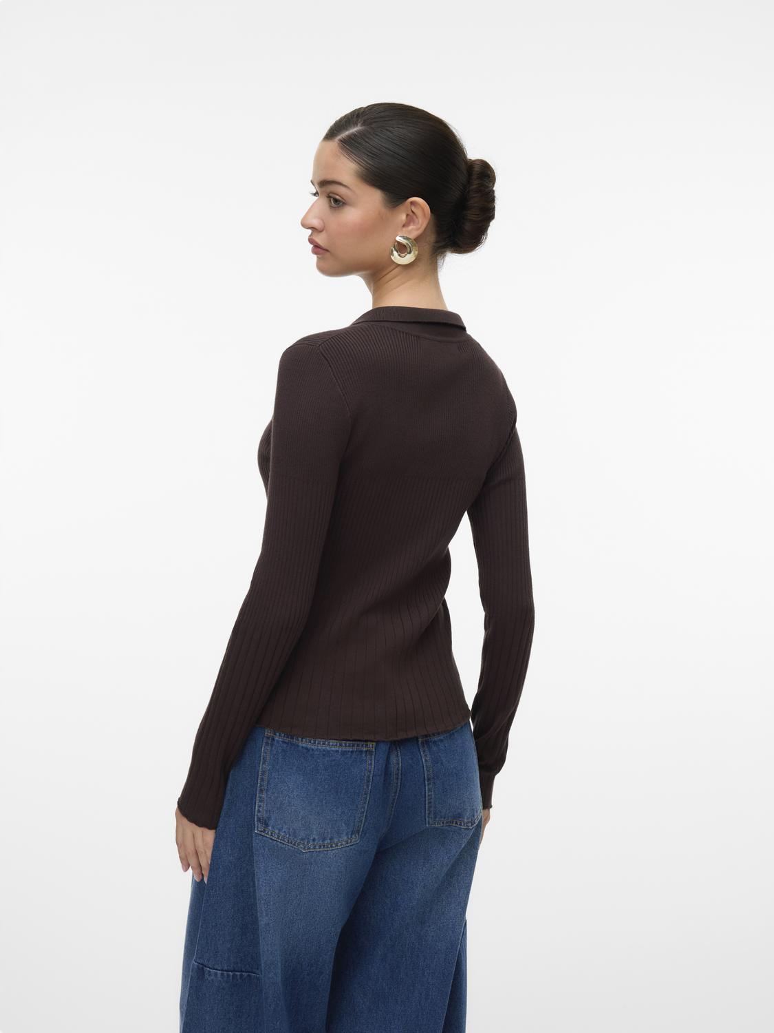 model_shot-back